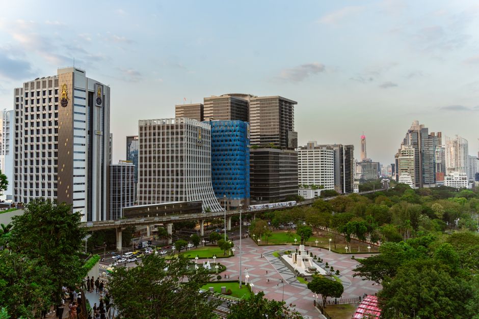 Backpacker Guide Bangkok: Stop Overpaying in Bangkok: A Backpacker’s Reality Check