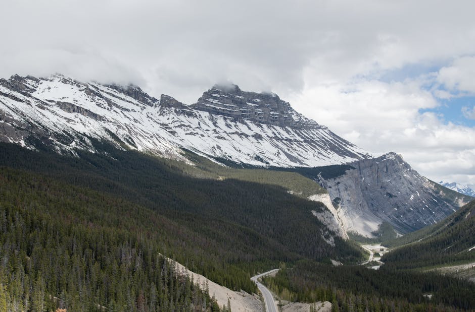 Best Canada Road Trip Routes 2024: Distance, Costs, and Logistics